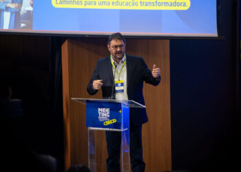 Em encontro de educação, Longen destaca necessidade transformar ensino para atender as demandas atuais