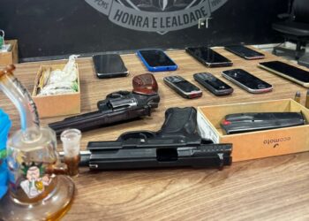 Ladrões são presos com armas e celulares no Jardim Colibri em Campo Grande