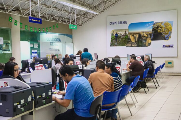 Contribuintes aproveitam chance de quitar dívidas com até 80% de abatimento do Refis