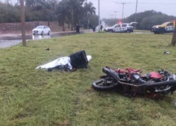 Jovem de 19 anos morre ao colidir moto contra poste na MS-156