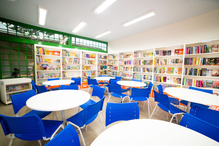 Fiems encerra visita a Bonito com entrega da Biblioteca da Indústria do Conhecimento do Sesi