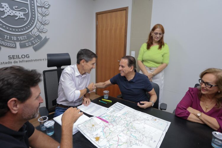Deputado articula e Riedel autoriza projeto para asfaltar MS-441, marcando avanço histórico para Bandeirantes e Camapuã