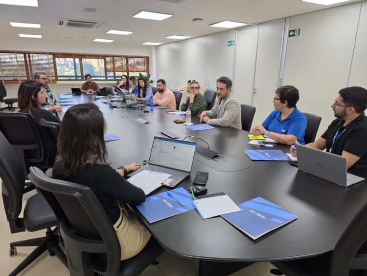 Microcertificações impulsionam qualificação rápida e conectam educação à indústria