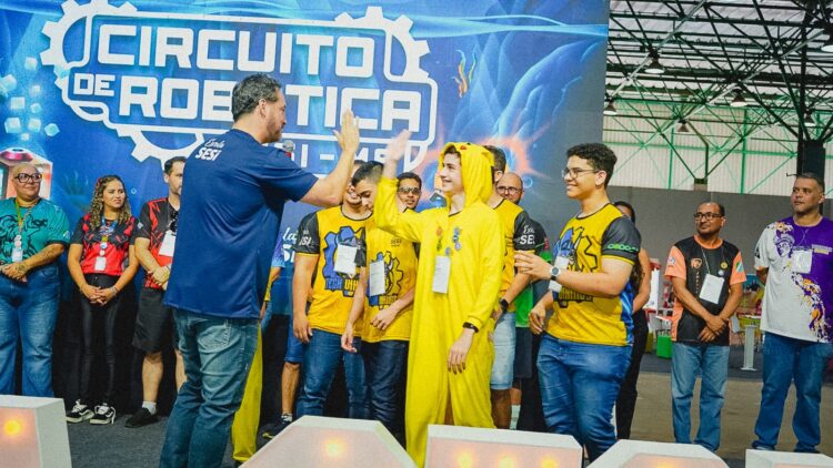 Equipe da Escola Sesi de Naviraí disputa mundial de robótica em Salvador