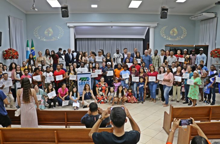 UEMS Acolhe: um farol de integração para mais de 30 nacionalidades em MS