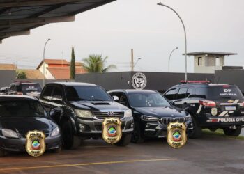 Polícia “toma” BMW, Hilux e Celta de traficantes que movimentaram R$ 1 mi sem declarar renda