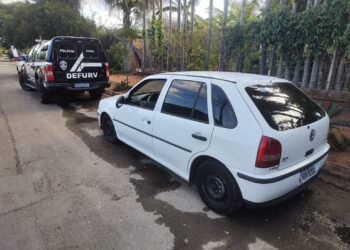 Polícia recupera Gol roubado durante assalto a mão armada na Capital e prende o ladrão