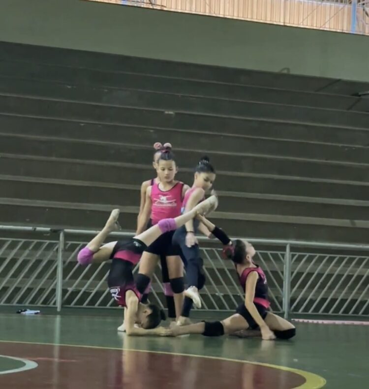 Atletas da Assumagir representam MS em competição nacional de ginástica