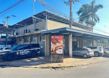 Dono de padaria no Taveirópolis é autuado por vender produtos impróprios pra consumo