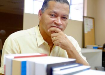 ARTIGO: O despertar da leitura com meu Pai, por Wilson Aquino