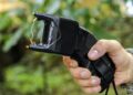 Vereador quer liberar arma de choque e spray de pimenta para mulheres