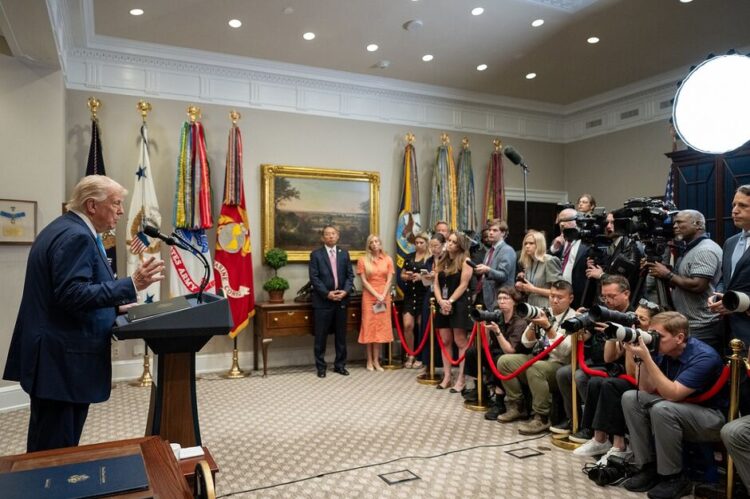 Trump adia tarifaço contra Brasil para o dia 6 e Fiems diz que é sinal de espaço para negociação