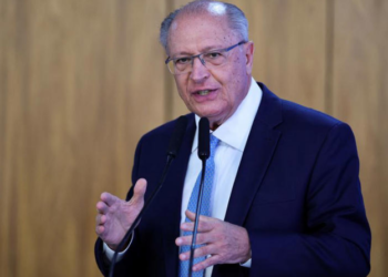 Alckmin diz que operação contra Bolsonaro não pode e não deve comprometer negociações tarifárias