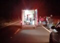 Bebê de 5 meses morre em colisão de Fiat Uno contra 2 vacas na MS-430