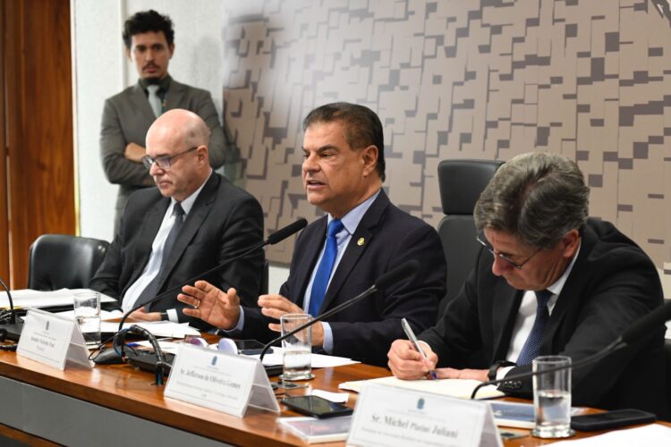 Senador Nelsinho Trad lidera missão do Senado aos EUA contra tarifaço de Trump com apoio da CNI