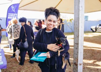 CCZ nas Ruas leva cuidado e prevenção aos pets do Coophasul