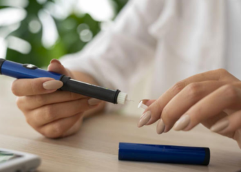 “Ozempic brasileiro” começa a chegar às farmácias e é mais barato; veja