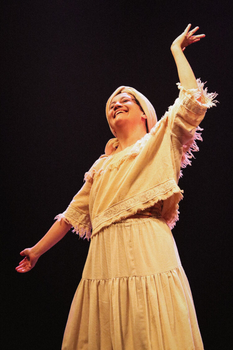 (Im)possível Memória resgata ancestralidade em monólogo na 1ª Mostra de Solos Teatrais