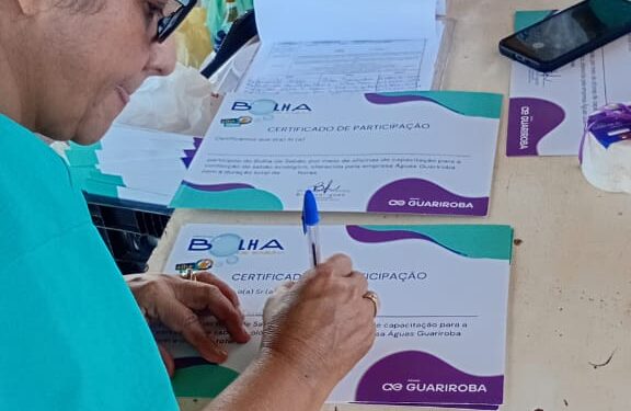 Projeto garante renda para mulheres na confecção de sabão a base óleo de cozinha reciclável