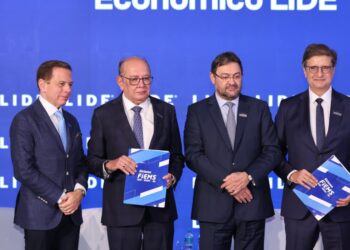 Longen discute futuro do trabalho em seminário com Gilmar Mendes e Paulo Gonet