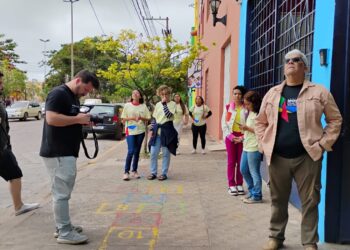 Jovens vivenciam cinema na prática com curso gratuito de audiovisual em Corumbá