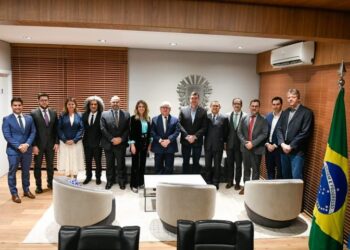 Autoridades do Judiciário conhecem potencial da Rota Bioceânica em apresentação na Governadoria