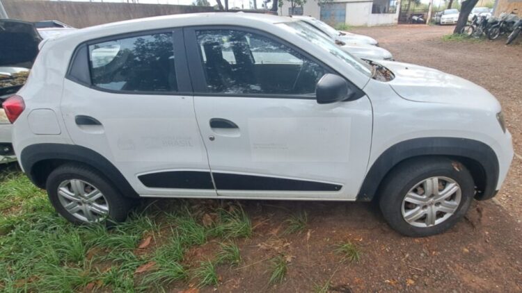 Tá precisando de um ônibus, caminhão ou moto? Prefeitura fará leilão no dia 8 de outubro