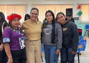 Deputada Gleice Jane participa de roda de conversa com estudantes indígenas da UFGD