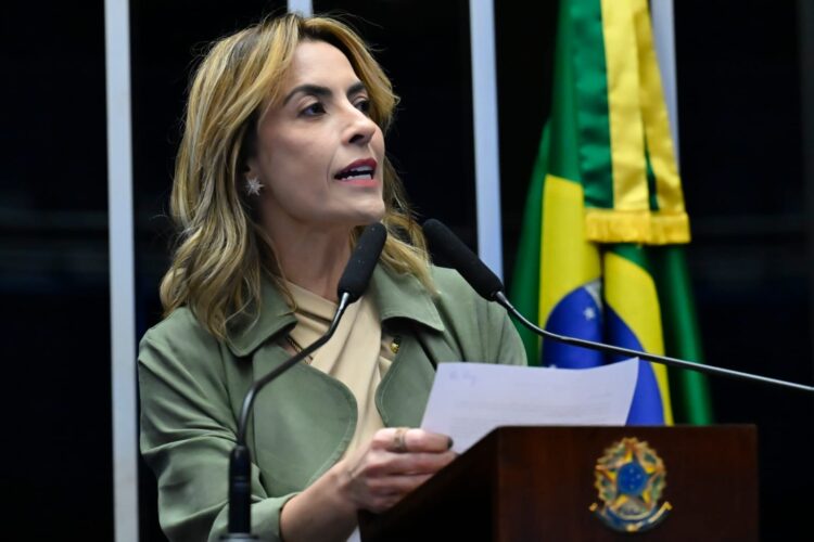 Senadora defende punições para diretores do Banco Central