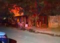 Capivara News TV: Moradores botam fogo em casa de suposto estuprador de crianças na Vila Nasser