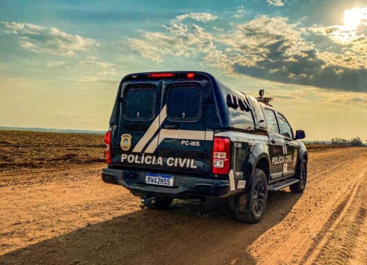 Casal é preso por estuprar as próprias filhas quando eram adolescentes em MS