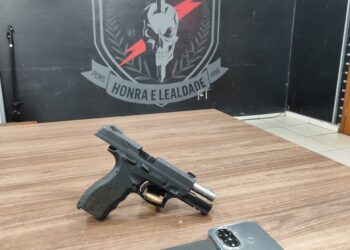 Entregador de marmitas é preso com pistola que usava para intimidar clientes que o desagradava