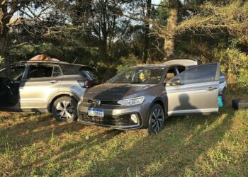 Polícia Civil e PRF de MS interceptam 3 ladrões levando VW/T-Cross furtada para o PR