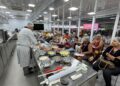 Carreta-Escola de Gastronomia do Senac estaciona no centro da Capital e leva cursos gratuitos à população