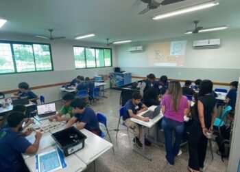 SED abre consulta pública para formação de novo currículo da educação digital