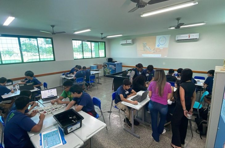 SED abre consulta pública para formação de novo currículo da educação digital