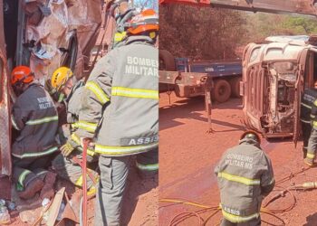 Carreta tomba em Corumbá e condutor morre preso às ferragens dentro da cabine
