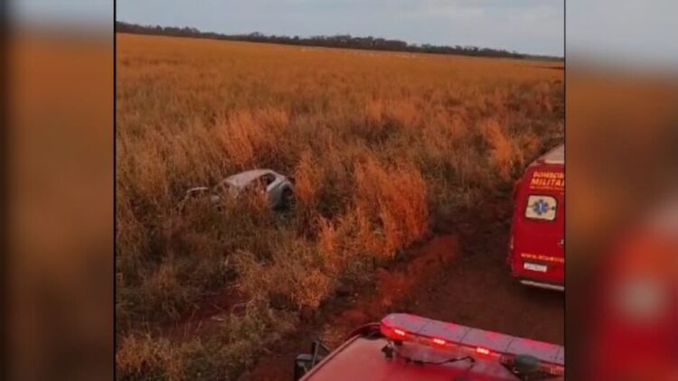 Capotamento na MS-465 mata uma mulher e deixa mais duas pessoas feridas