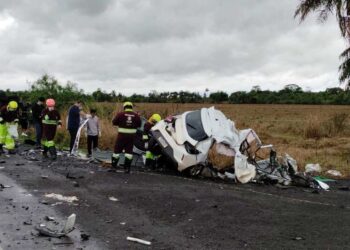 Identificado o condutor do Ônix que se partiu ao meio ao colidir com carreta na BR-163