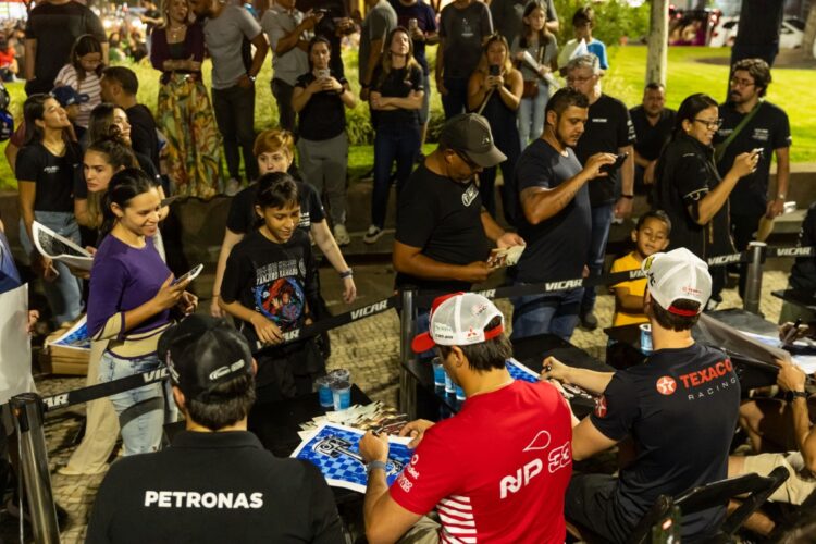 Stock Car leva show e pilotos para as ruas de Campo Grande