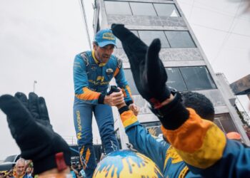 Stock Car: Thiago Camilo vence na chuva corrida principal emocionante em Campo Grande