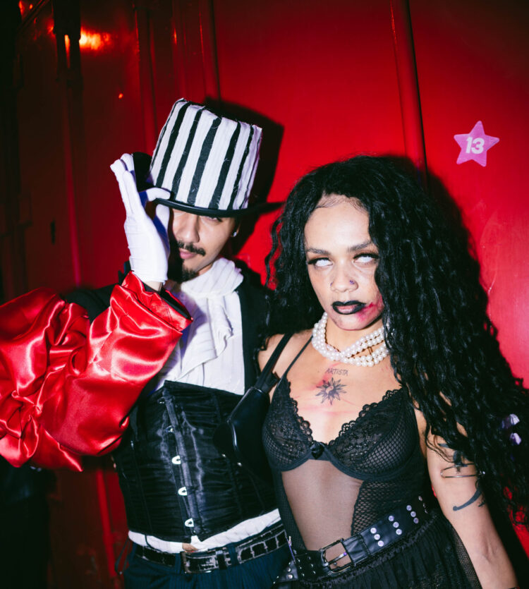 Bruxa da Sapolândia e outras lendas urbanas inspiram programação de halloween em bar na Esplanada Ferroviária