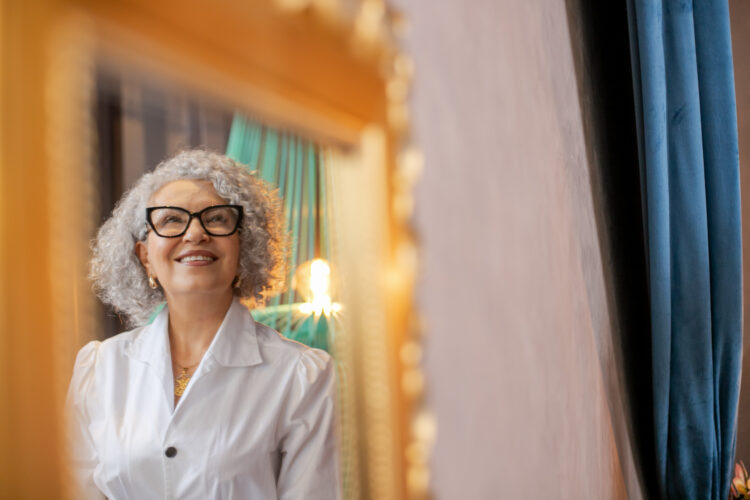 Jussara Mathos lança “Caminhos – Mudando a Rota” em Campo Grande