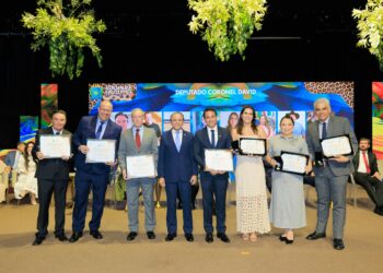 Coronel David entrega Título de Cidadão e Comenda do Mérito à personalidades e líderes que impulsionam MS