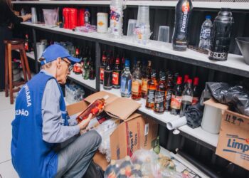 Fiscalização reforça segurança em bares, após morte suspeita de intoxicação por metanol