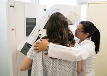 SES reforça Outubro Rosa com entrega de novos mamógrafos e campanha de prevenção ao câncer de mama