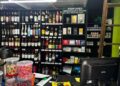 Conveniência no Coophavila II recebe Polícia por suspeita de vender whisky falsificado