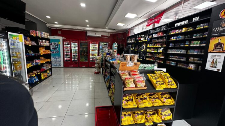 Dono de conveniência no Centro é preso por vender cigarros eletrônicos em Campo Grande