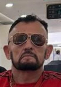 Pai que tentou matar homem com ajuda do filho é procurado em Ponta Porã