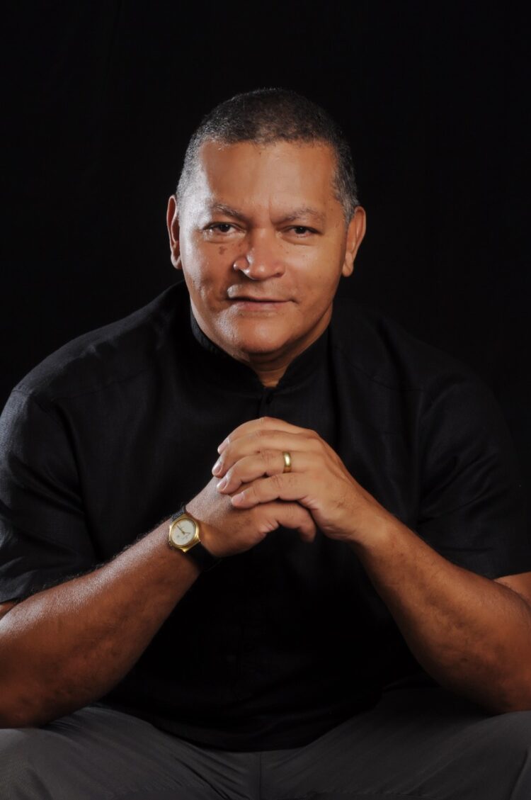 ARTIGO: Redefinição do ‘Outubro Rosa’, por Wilson Aquino